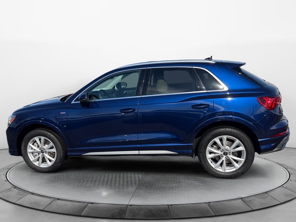 2025 Audi Q3 Premium 45 TFSI S line quattro Tiptronic