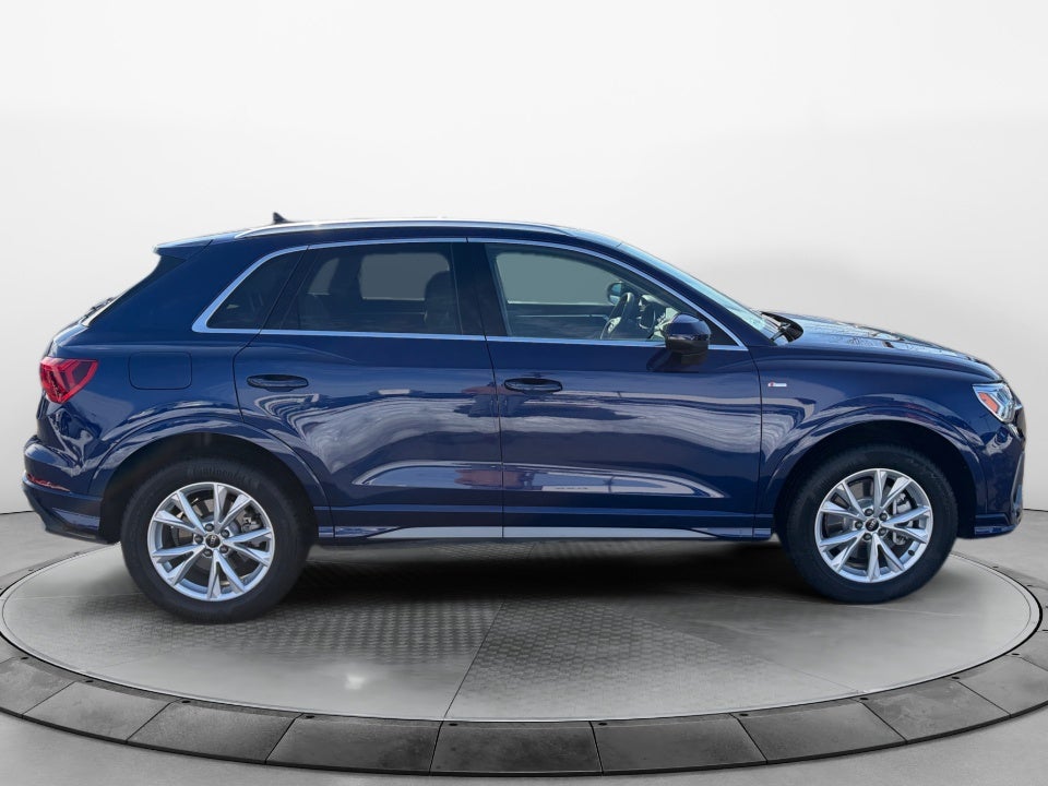 2025 Audi Q3 Premium 45 TFSI S line quattro Tiptronic