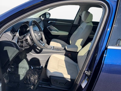 2025 Audi Q3 Premium 45 TFSI S line quattro Tiptronic