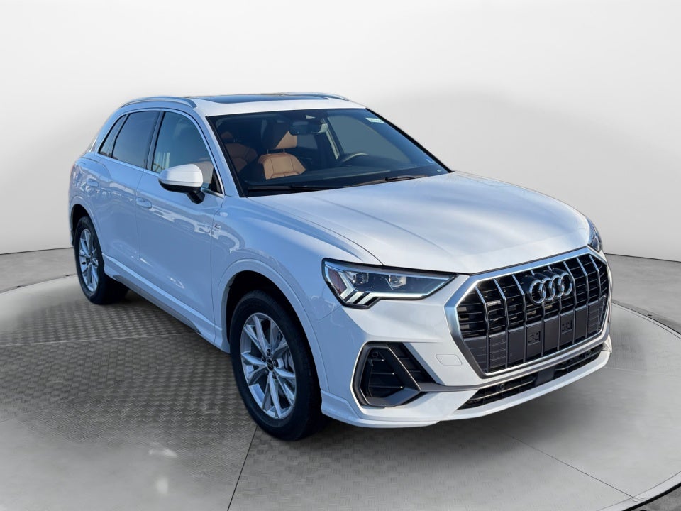 2025 Audi Q3 Premium 45 TFSI S line quattro Tiptronic