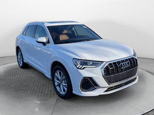 2025 Audi Q3 Premium 45 TFSI S line quattro Tiptronic