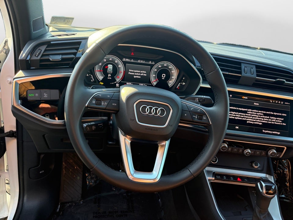 2025 Audi Q3 Premium 45 TFSI S line quattro Tiptronic