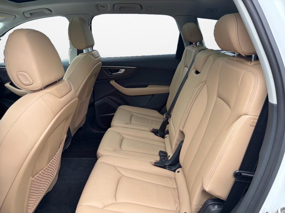 2025 Audi Q7 Premium Plus 45 TFSI quattro Tiptronic