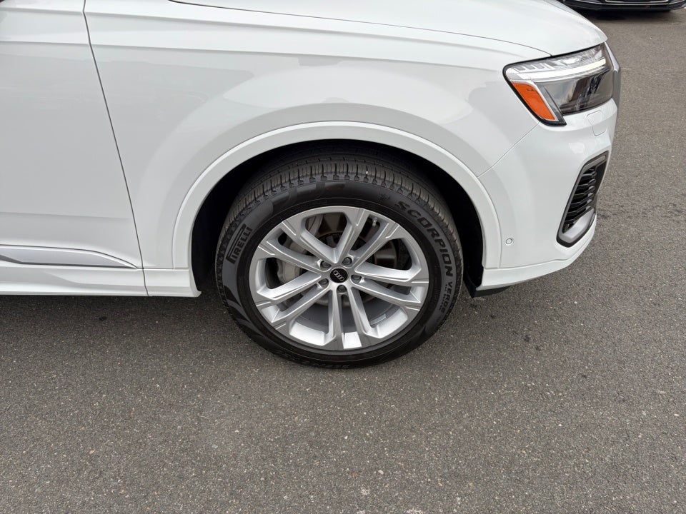 2025 Audi Q7 Premium Plus 45 TFSI quattro Tiptronic