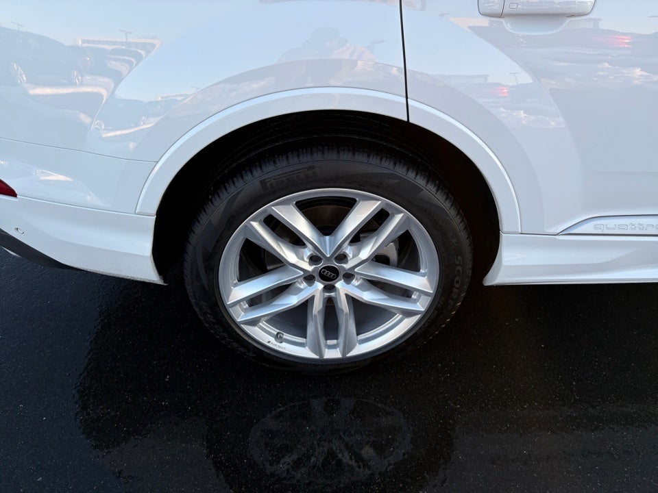 2025 Audi Q7 Premium Plus 55 TFSI quattro Tiptronic