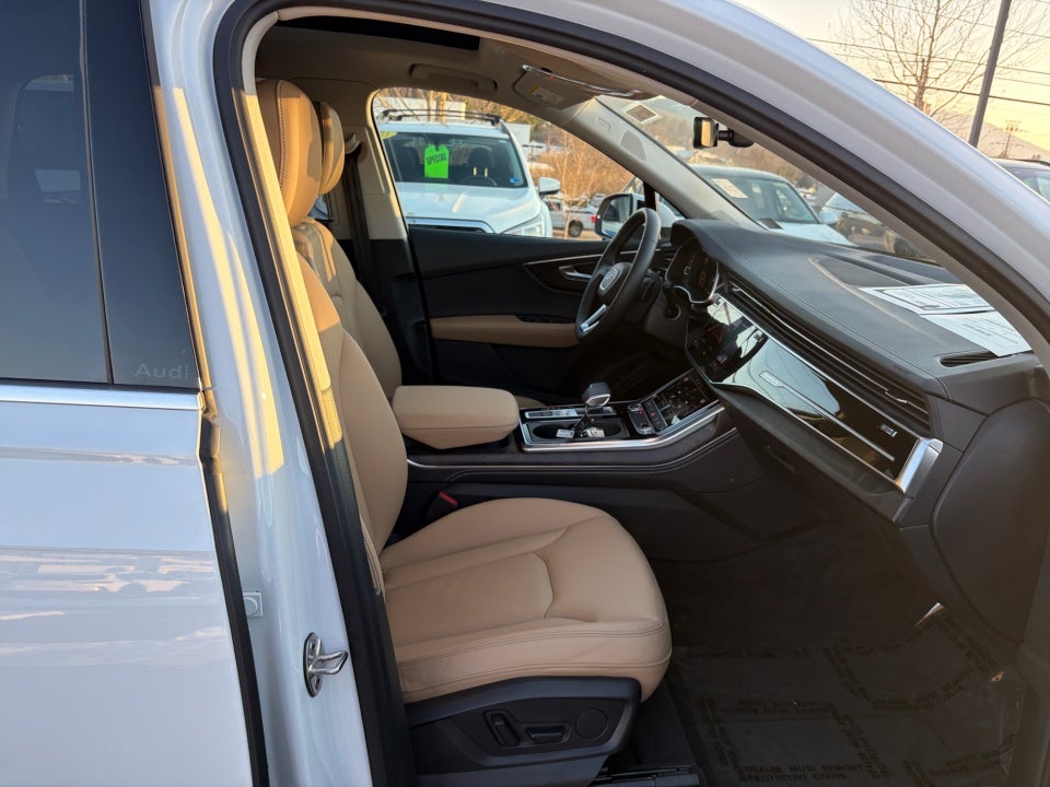 2025 Audi Q7 Premium Plus 55 TFSI quattro Tiptronic