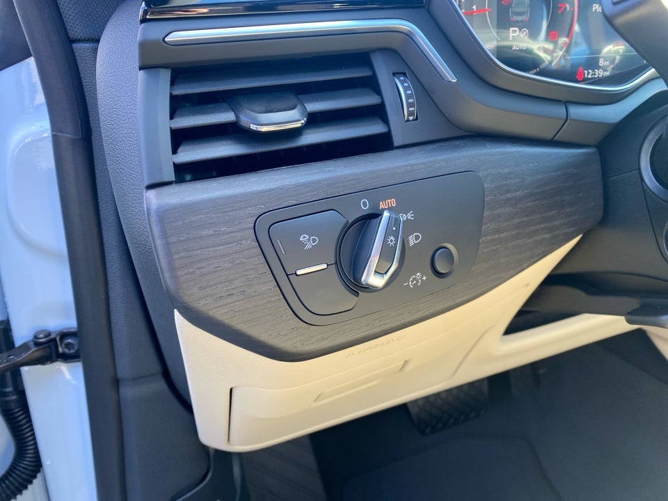 2025 Audi A5 Sportback Premium Plus 45 TFSI S line quattro S tronic