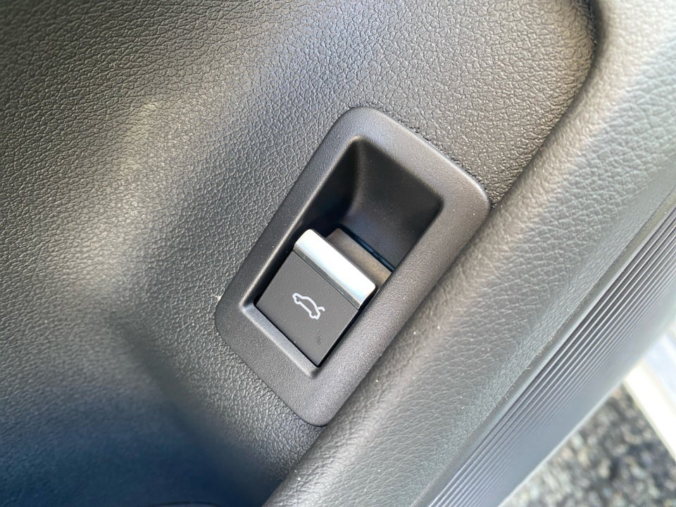 2025 Audi A5 Sportback Premium Plus 45 TFSI S line quattro S tronic