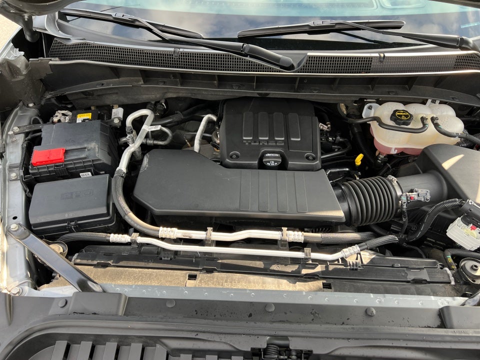 2024 Chevrolet Silverado 1500 4WD Crew Cab Short Bed Custom