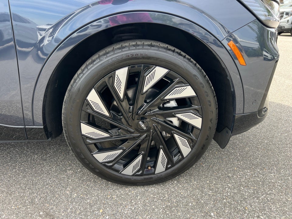 2024 Lincoln Nautilus Reserve